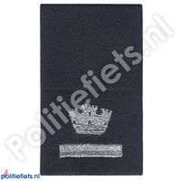 BOA (HBO) 1 Balk met stedekroon onder Schouderschuifpassanten